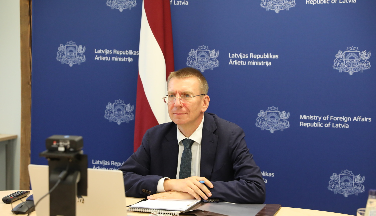 Ārlietu ministrs Edgars Rinkēvičs piedalās videokonferencē ar Uzbekistānas ārlietu ministru