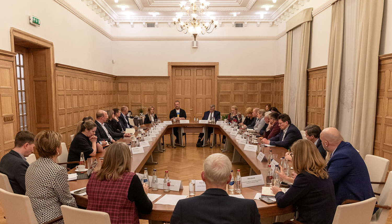 K.Kariņš ar uzņēmējiem