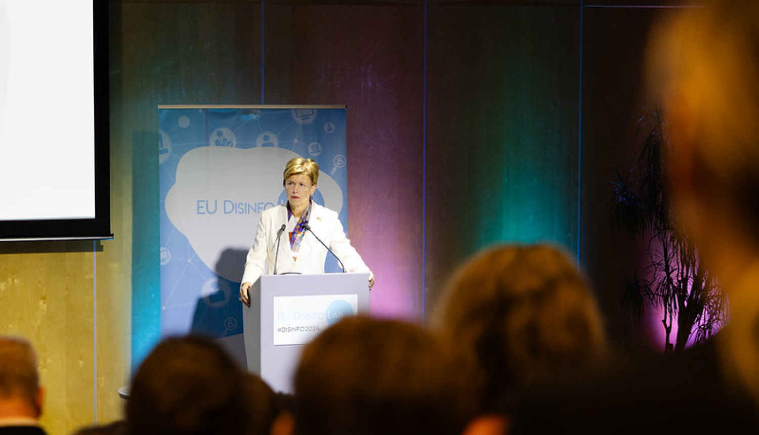 B. Braže atklāj Disinfo konferenci. 09.10.2024.