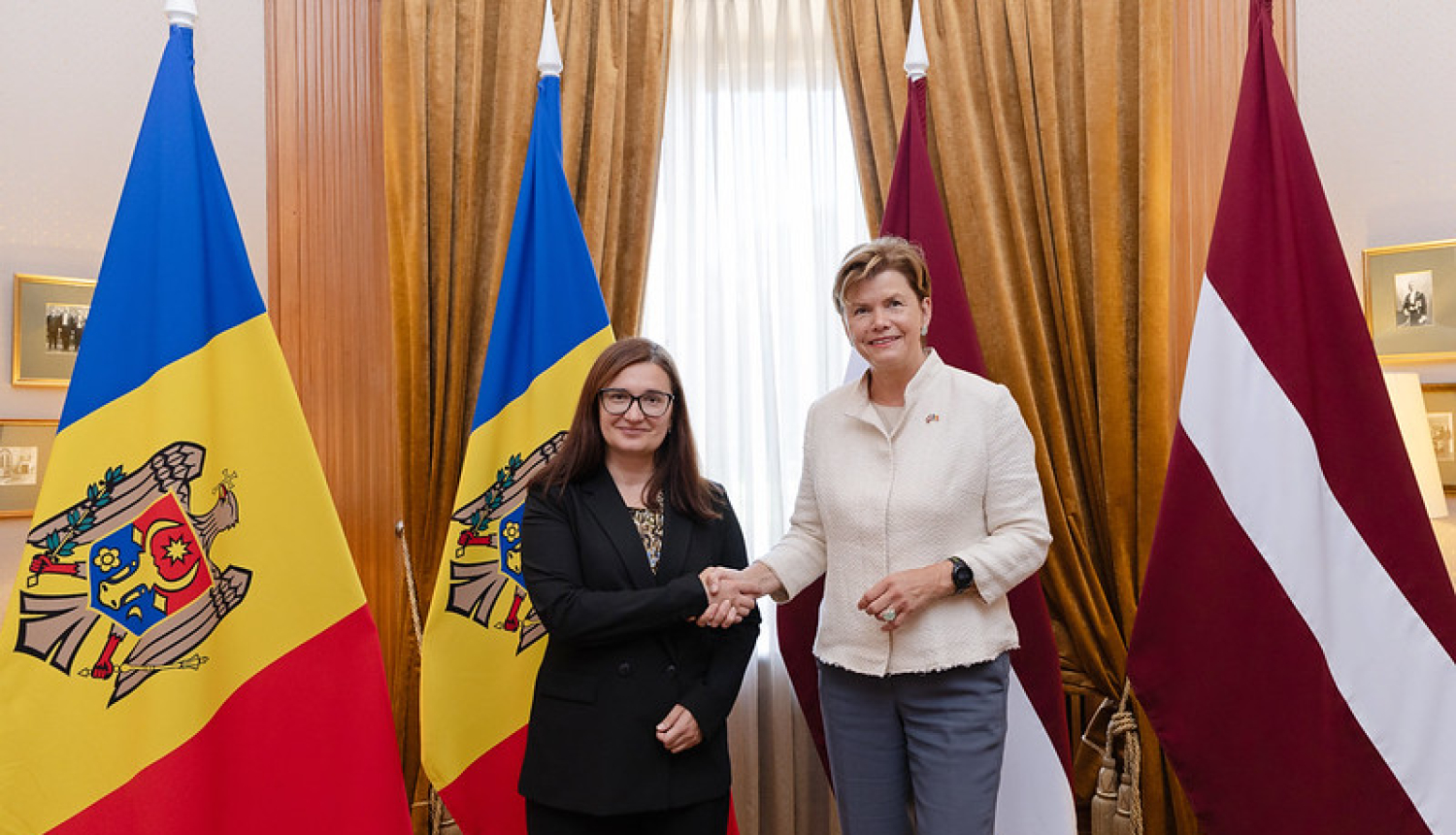 Latvijas ārlietu ministre B. Braže tiekas ar Moldovas premjerministra vietnieni eirointegrācijas jautājumos K. Gerasimovu. 04.08.2025.