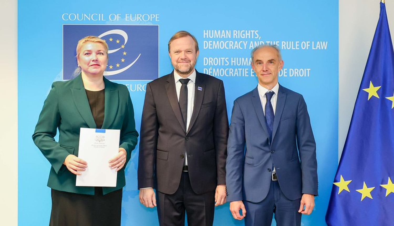 Agnese Vilde iesniedz Eiropas Padomes ģenerālsekretāram ratifikācijas rakstu par Latvijas pievienošanos Eiropas Cilvēka tiesību un pamatbrīvību aizsardzības konvencijas 16.protokolam