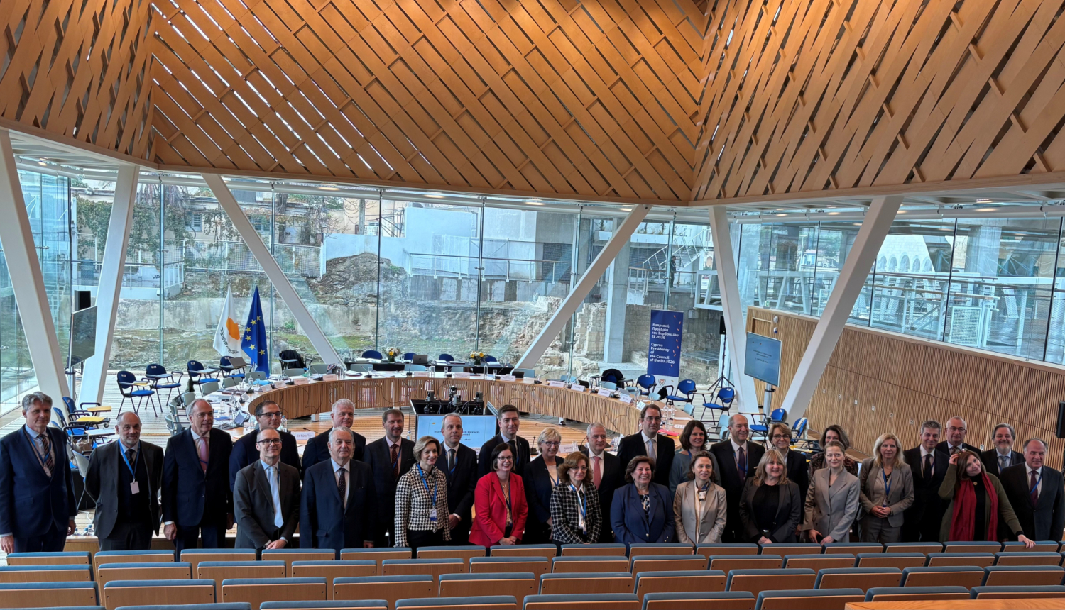 ES valstu neformālās sanāksmes dalībnieku kopbilde