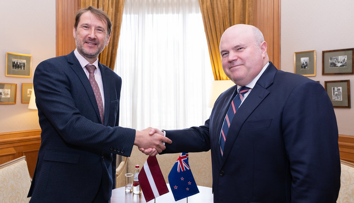 Andžejs Viļumsons un Paul Jared Ballantyne