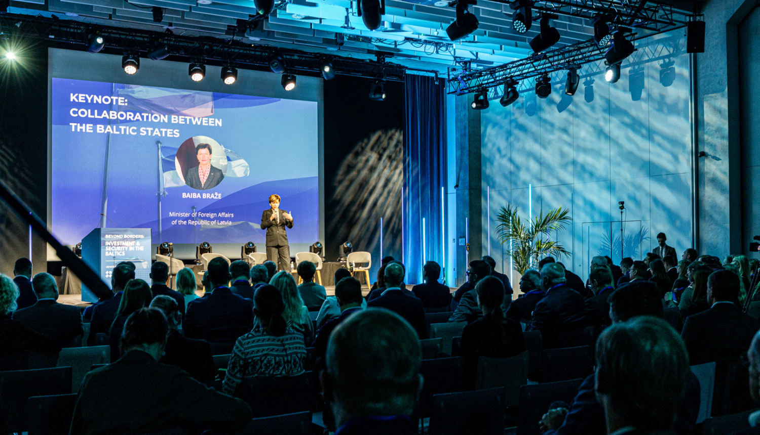 Baiba Braže uzrunā FICIL