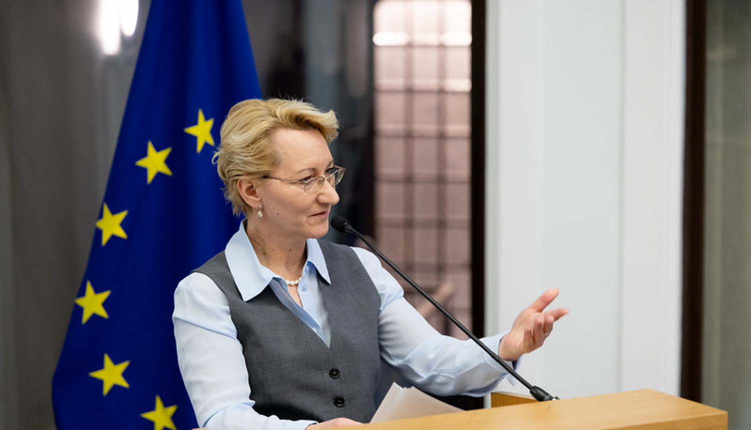 Dace Melbārde uzrunā foruma dalībniekus