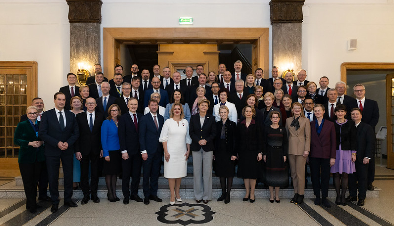 Latvijas vēstnieku sanāksmes dalībnieku kopbilde