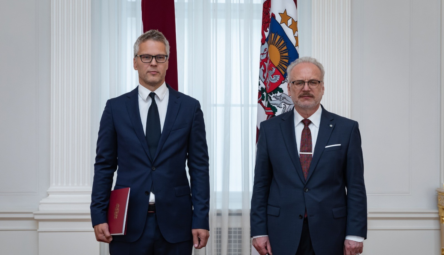 Akreditācijas vēstuli saņem Latvijas vēstnieks Īrijā Juris Štālmeistars