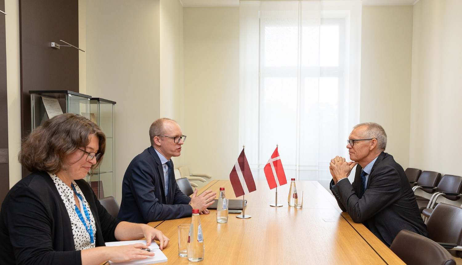 Valsts sekretārs Andris Pelšs pieņem Dānijas vēstnieku Latvijā akreditācijas vizītē