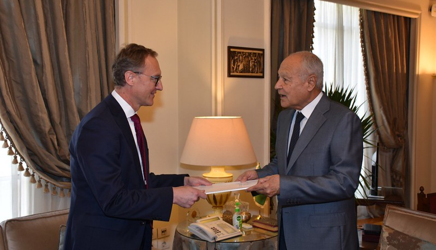 Andris Razāns iesniedz akreditācijas vēstuli Ahmed Aboul Gheit