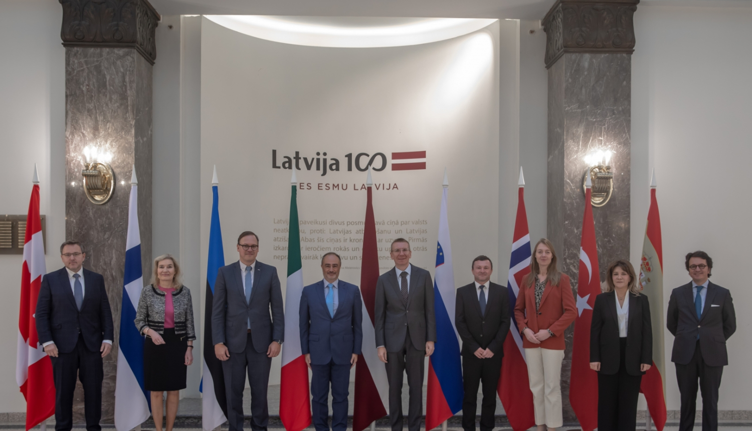 Ārlietu ministrs tiekas ar Latvijā nesen akreditētajiem ārvalstu vēstniekiem