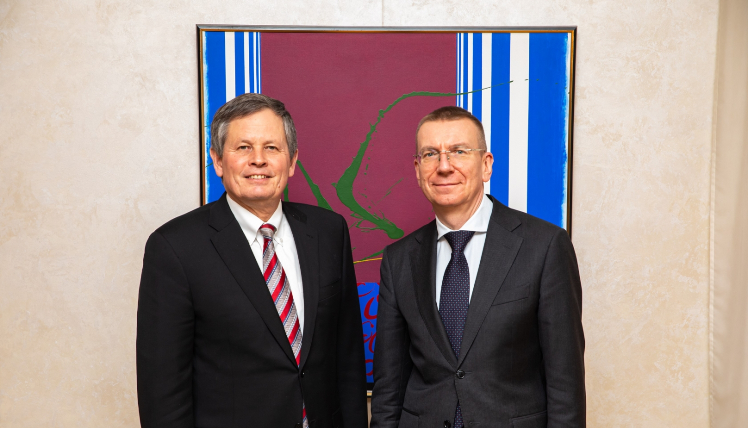 Ārlietu ministrs un ASV senators pārrunā drošības un enerģētikas situāciju Eiropā