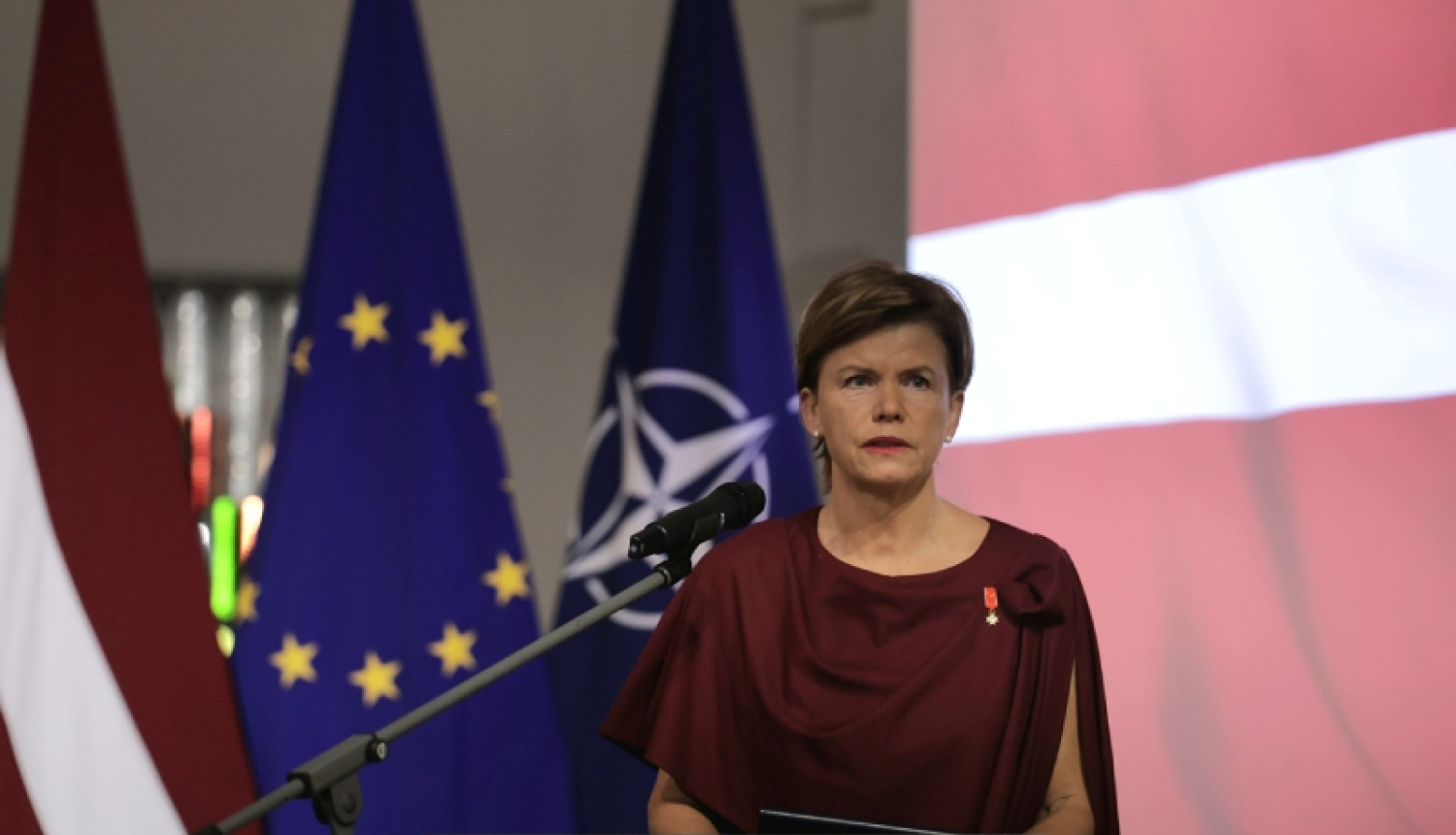 Baiba Braže uzrunā pasākuma dalībniekus