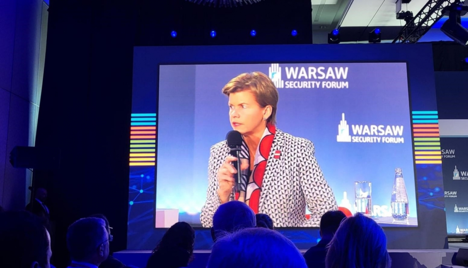 Baiba Braže uzstājas Varšavas drošības forumā
