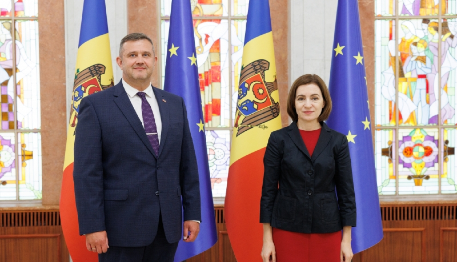 Latvijas vēstnieks Edgars Bondars iesniedz akreditācijas vēstuli Moldovas prezidentei