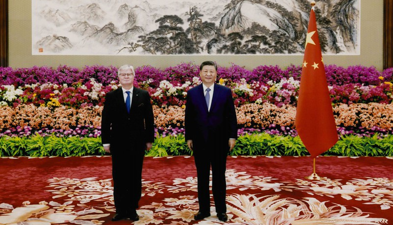 Kārlis Eihenbaums un Xi Jinping