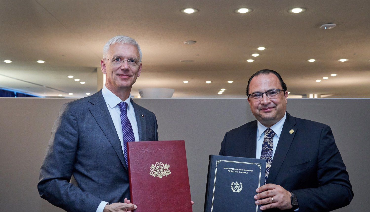 Latvijas un Gvatemalas ārlietu ministri paraksta ārlietu resoru Saprašanās memorandu
