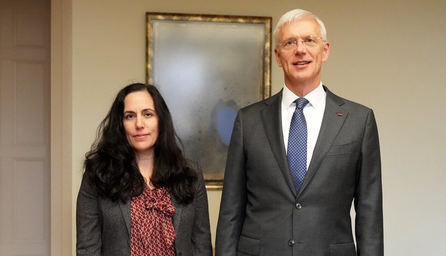 Ārlietu ministrs Krišjānis Kariņš tiekas ar Izraēlas vēstnieci Latvijā Šāronu Rapaportu-Palgi (Sharon Rappaport-Palgi)