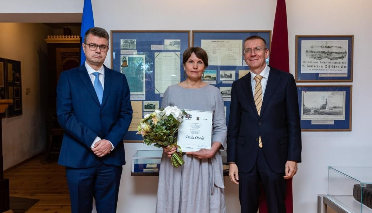 Latvijas un Igaunijas Ārlietu ministriju Valodu balva pasniegta tulkotājai Dailai Ozolai