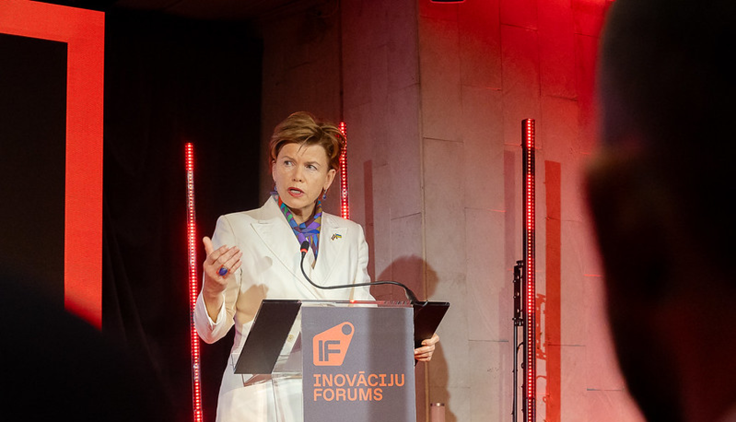 Ministre saka uzrunu