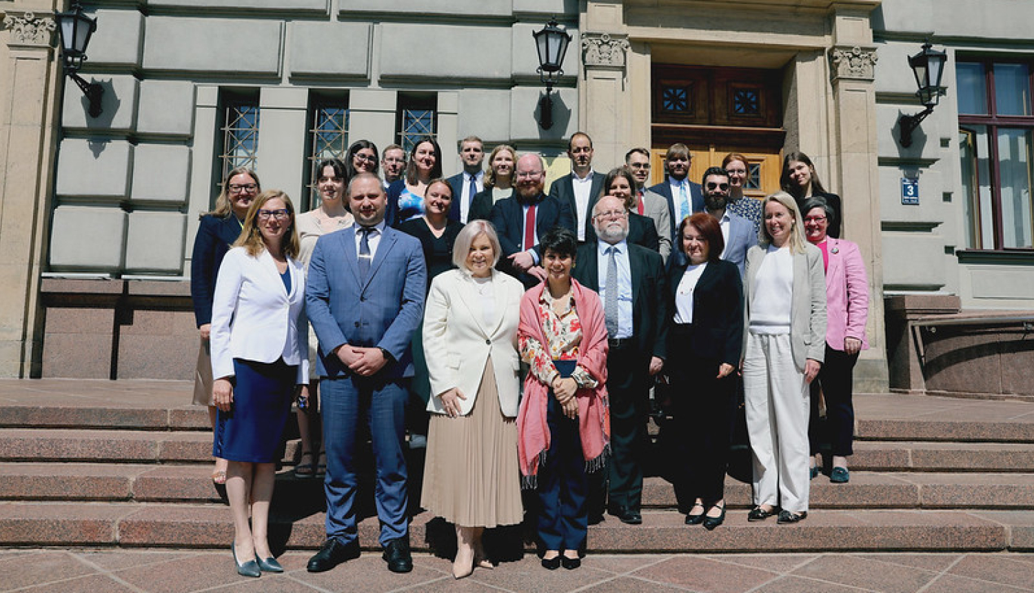 Sanāksmes dalībnieku kopbilde