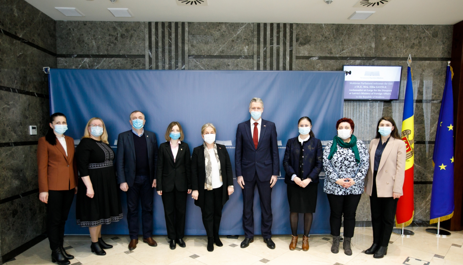 Ārlietu ministrijas vēstniece diasporas jautājumos Elita Gavele Moldovā iepazīstina ar Latvijas pieredzi 