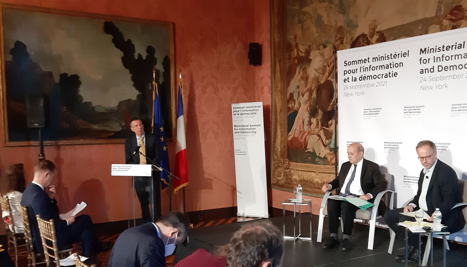 ANO Demokrātijas samits