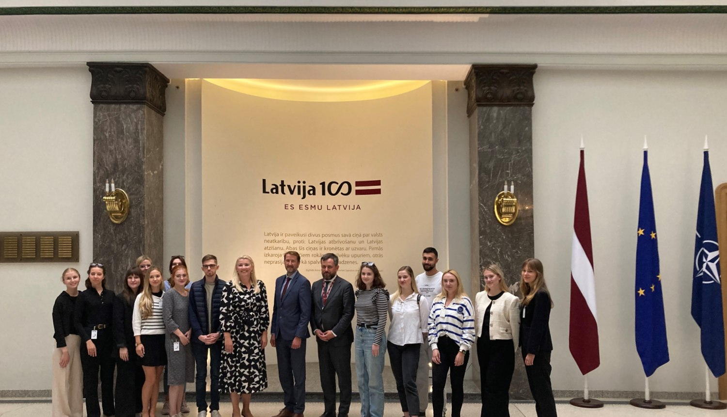 Ārlietu ministriju apmeklē Rīgas Juridiskās augstskolas vasaras skolas dalībnieki