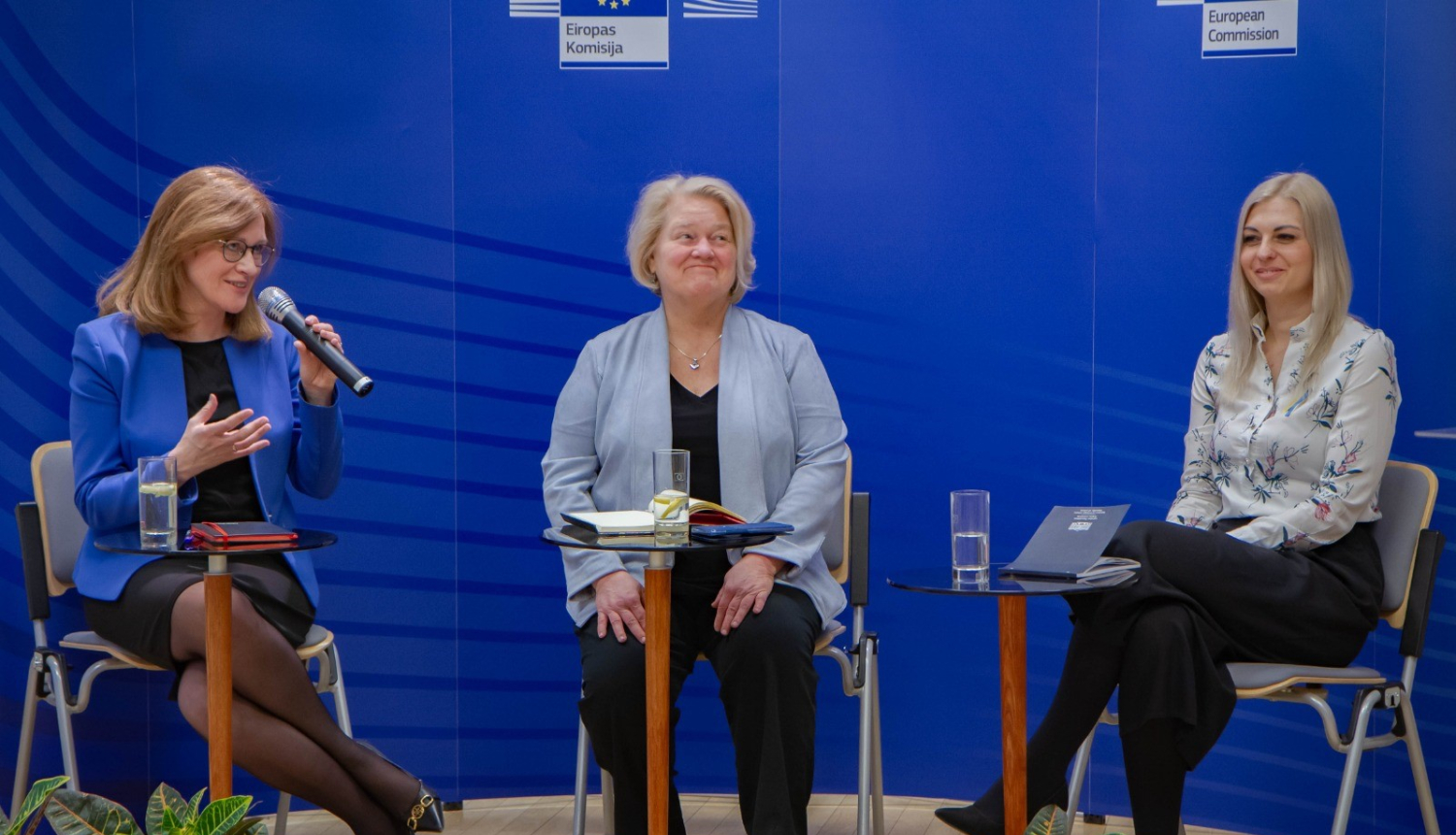 Zanda Kalniņa-Lukaševica ES informācijas sniedzēju forumā