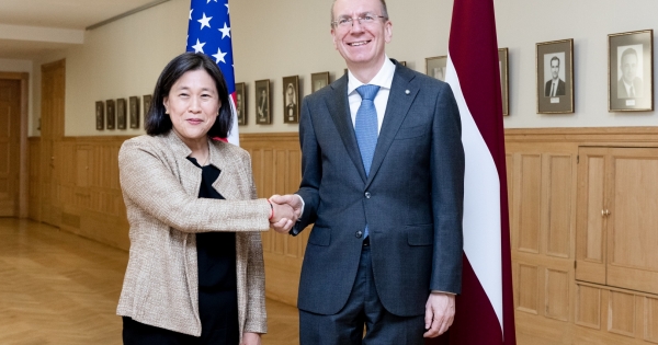 E. Rinkēvičs oppfordrer USA til å utdype det økonomiske samarbeidet og øke investeringene i Latvia
