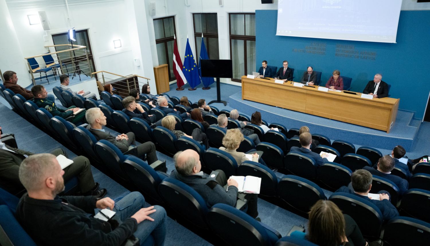 Ārlietu ministre Baiba Braže piedalās Sankciju koordinācijas padomes sēdē