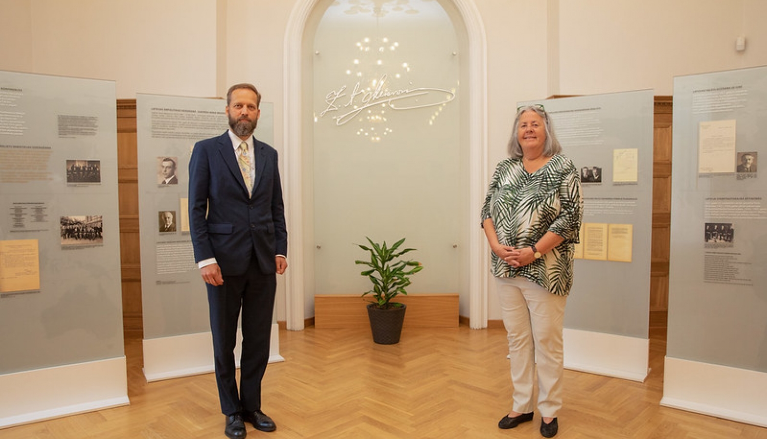 Jānis Mažeiks receives the Swedish Ambassador on a farewell visit
