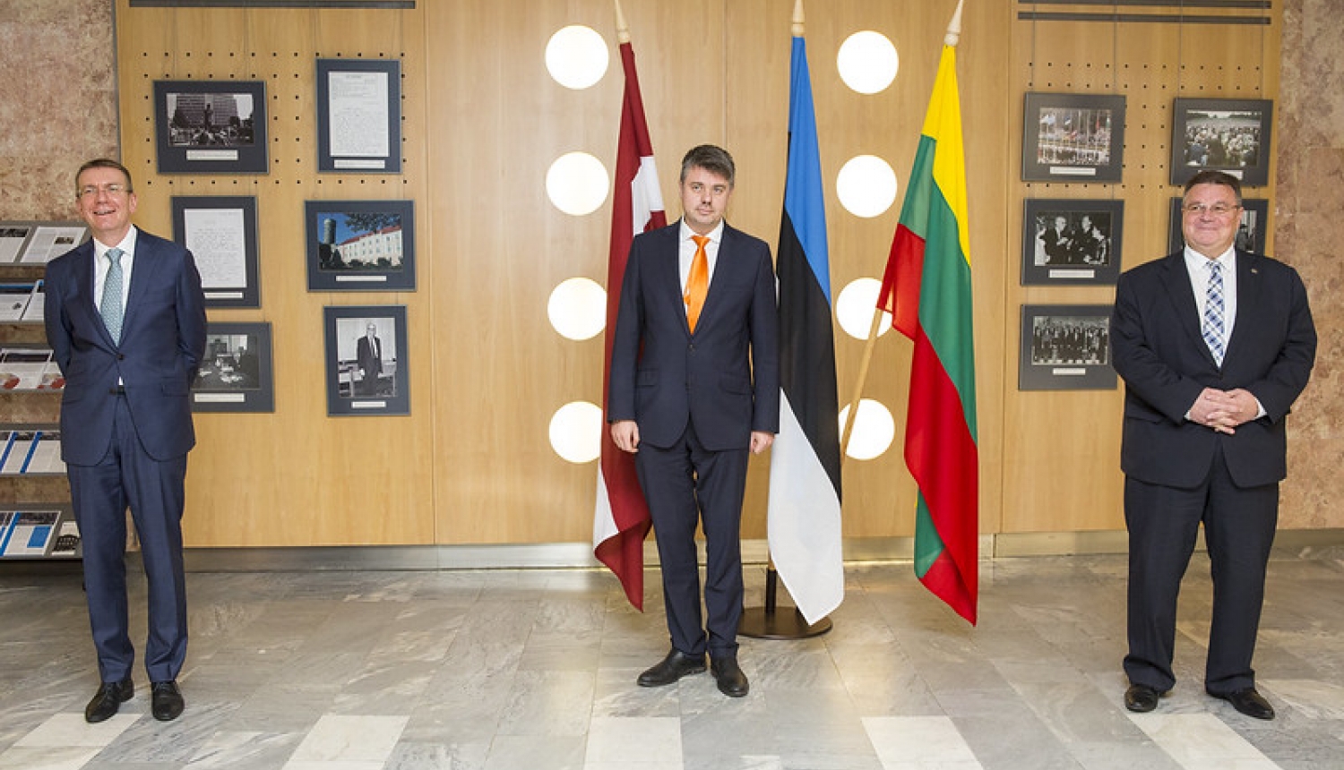 Ārlietu ministrs uzsver Baltijas valstu ciešo sadarbību cīņā pret Covid-19 pandēmiju
