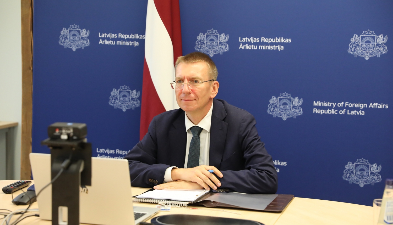 Ārlietu ministrs Edgars Rinkēvičs piedalās videokonferencē ar Uzbekistānas ārlietu ministru