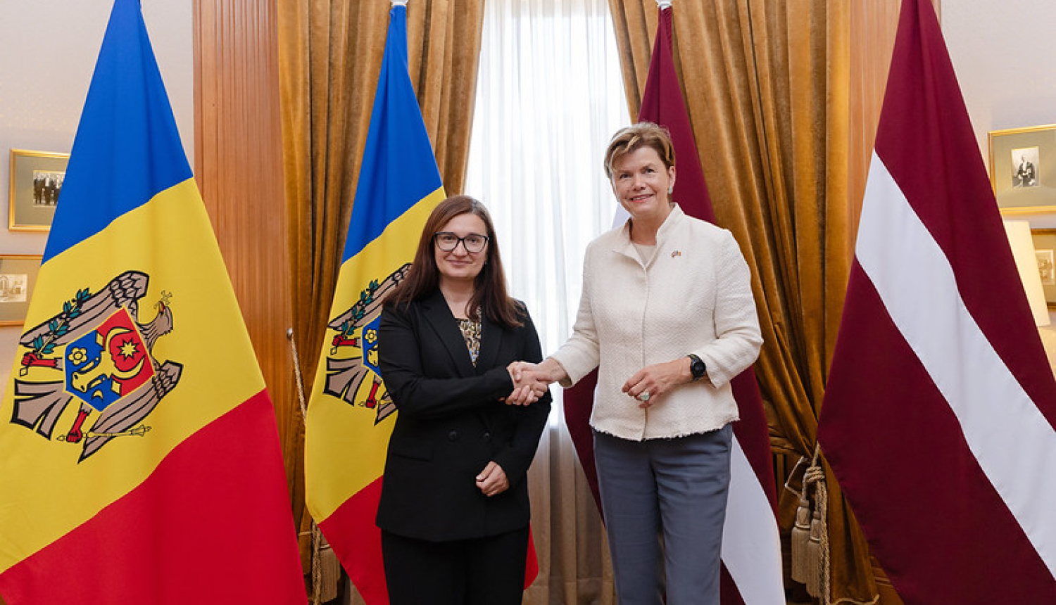 Latvijas ārlietu ministre B. Braže tiekas ar Moldovas premjerministra vietnieni eirointegrācijas jautājumos K. Gerasimovu. 04.08.2025.