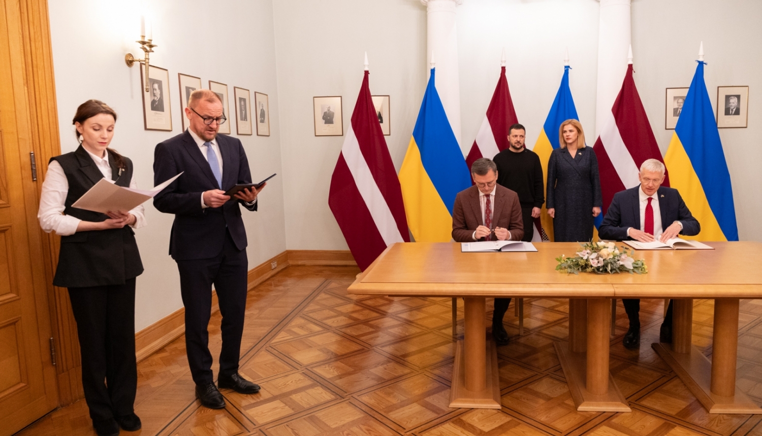 K. Kariņš un D. Kuleba paraksta Latvijas un Ukrainas līgumu par tehnisko un finansiālo sadarbību