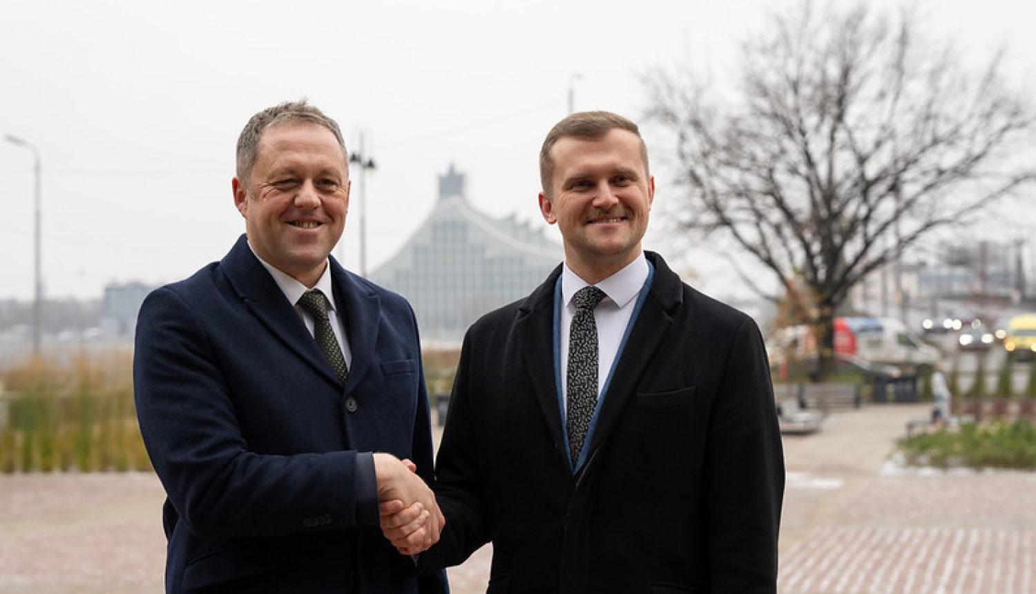 Parlamentārais sekretārs Artjoms Uršuļskis un Īrijas Valsts Eiropas un aizsardzības lietu ministrs Tomass Bērns