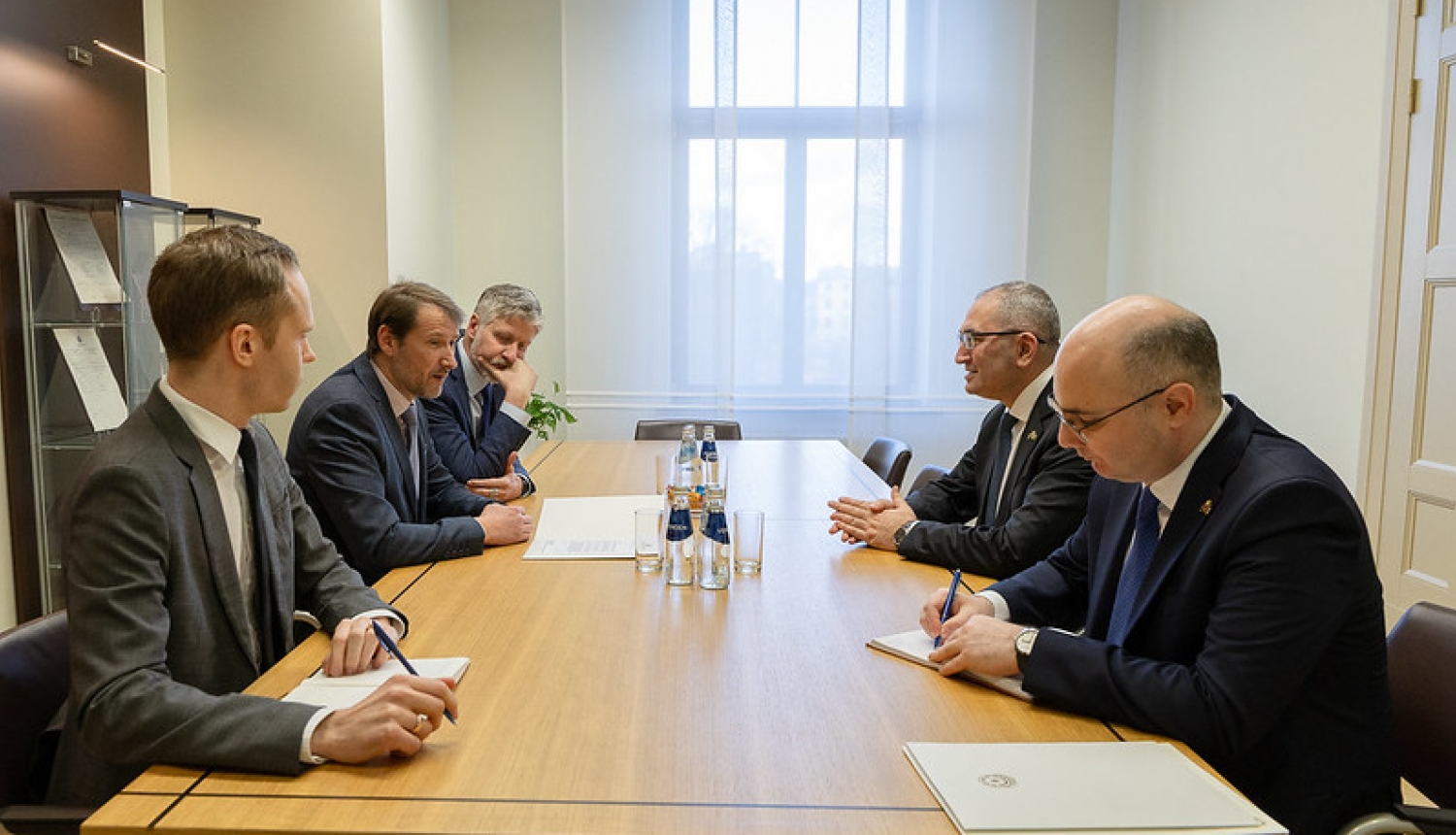 Ārlietu ministrijas valsts sekretāra vietnieks-politiskais direktors Andžejs Viļumsons tiekas ar Azerbaidžānas vēstnieku Latvijā Elnur Sultanov