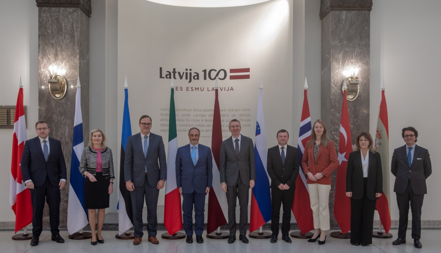 Ārlietu ministrs tiekas ar Latvijā nesen akreditētajiem ārvalstu vēstniekiem