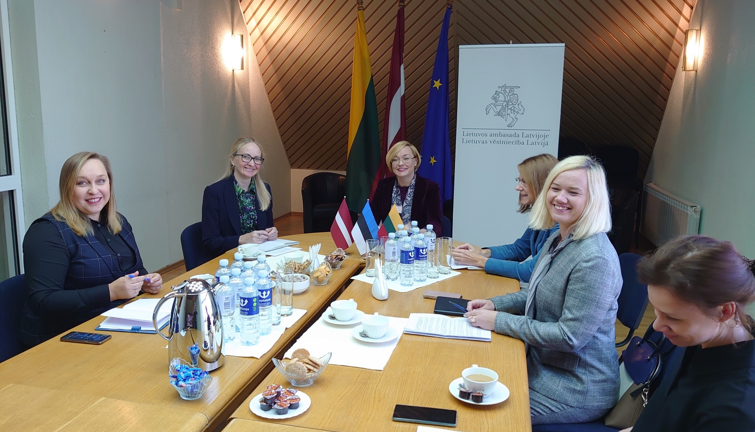 Baltijas valstu konsulārie dienesti apspriež Covid-19 krīzes ietekmi uz konsulāro palīdzību un konsulārajiem pakalpojumiem
