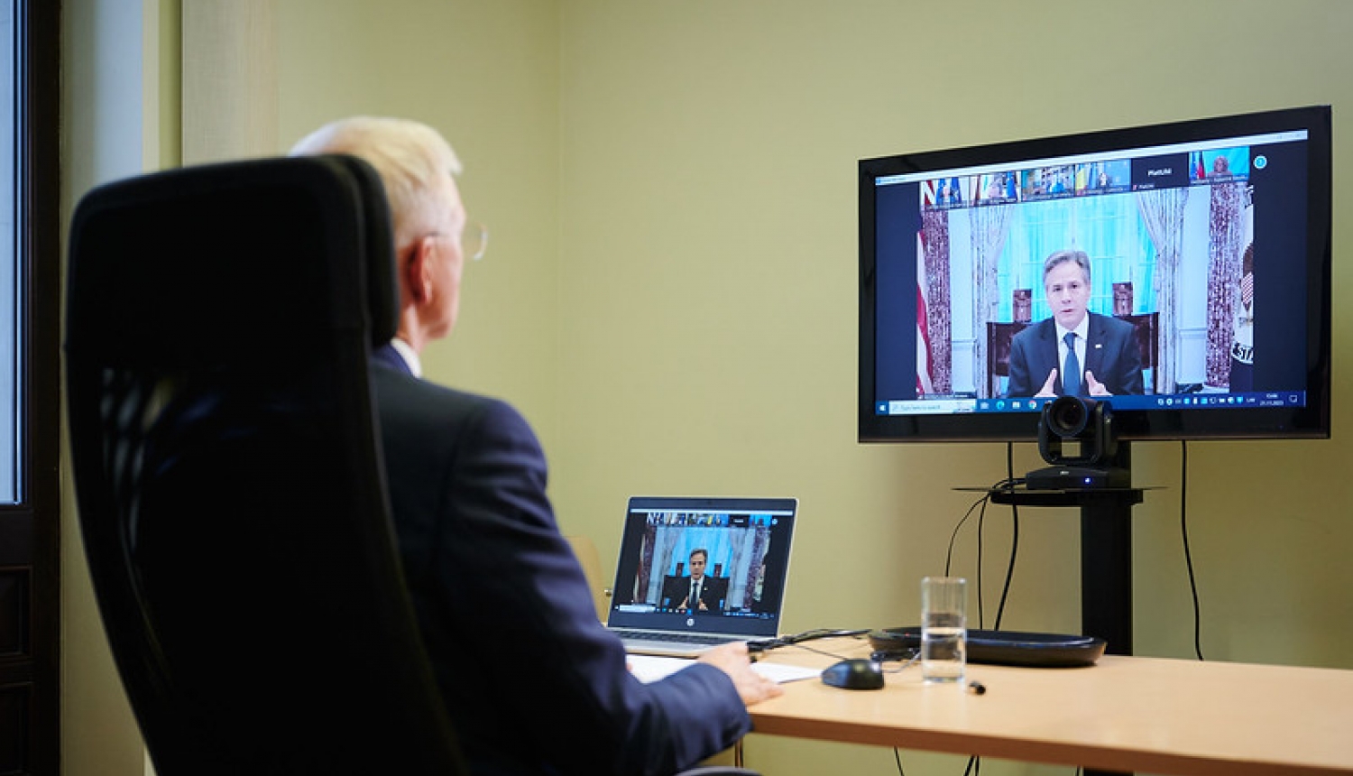 Minister of Foreign Affairs, Krišjānis Kariņš, participating in a G7+ Foreign Ministers video meeting