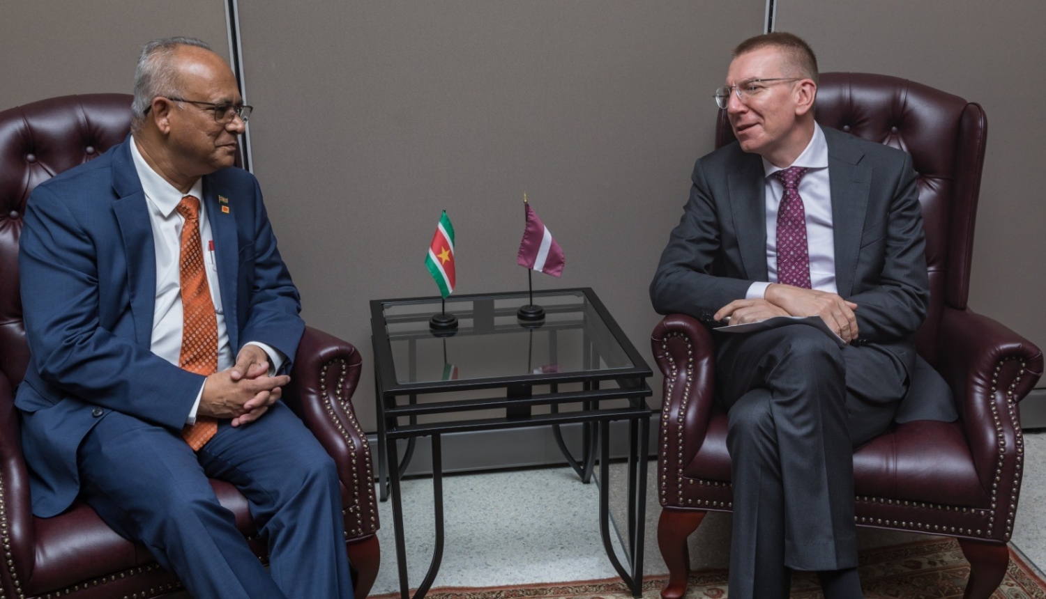 Latvija ieinteresēta aktīvākā divpusējā un daudzpusējā sadarbībā ar Surinamu