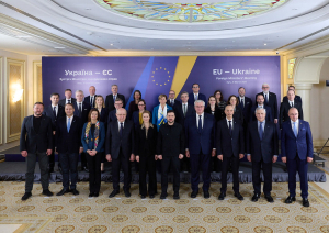 Sanāksmes dalībnieku kopbilde